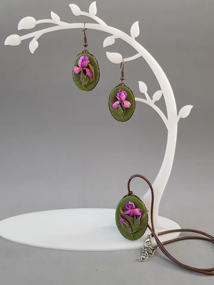 Leather set jewelry Irises for her, Leather earrings and pendant