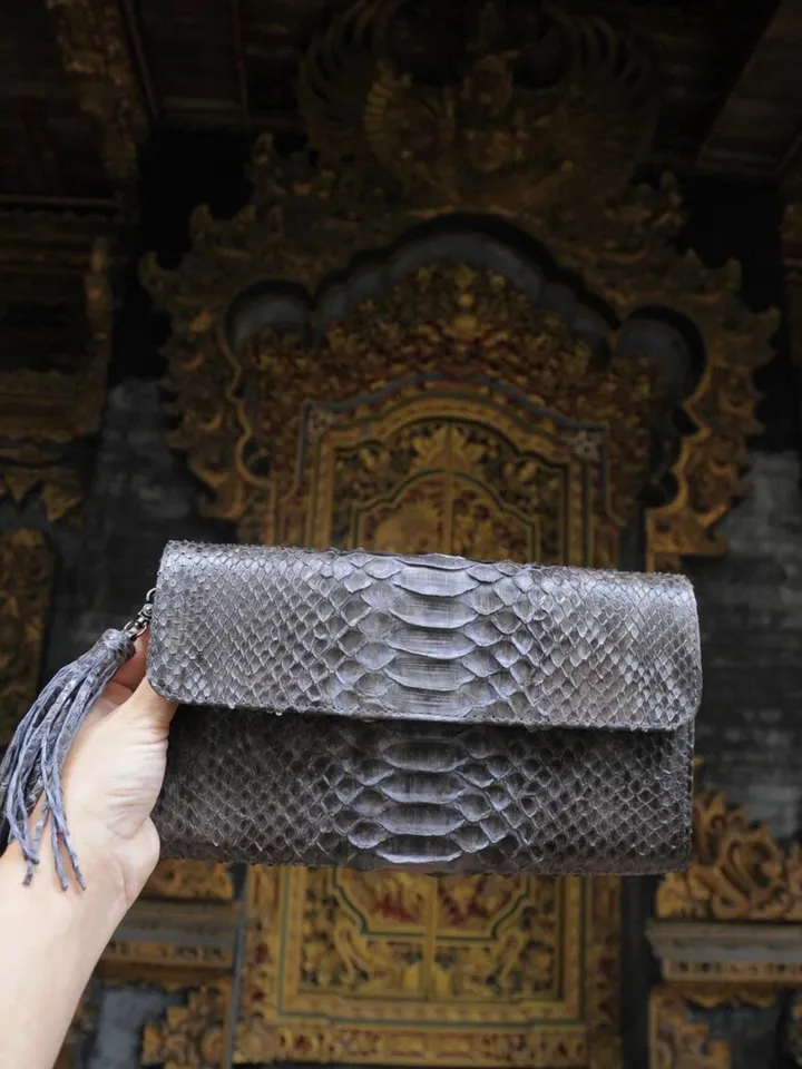 Genuine python skin classy gray flat clutch with shoulder chain | elegant evening women purse | designer leather bags | small snake bag