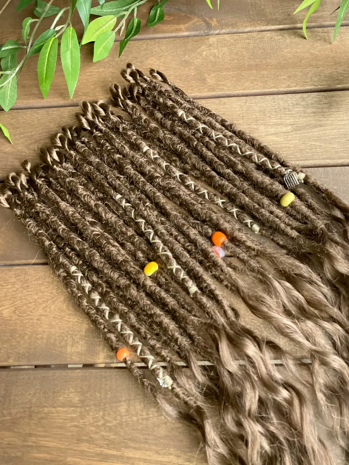 Brown synthetic crochet curly Se dreads ready to ship