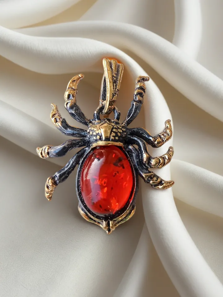 Spider Charm Necklace Gold Red Amber Catch Luck Jewelry Women Men Spider Amulet Pendant Cord Necklace