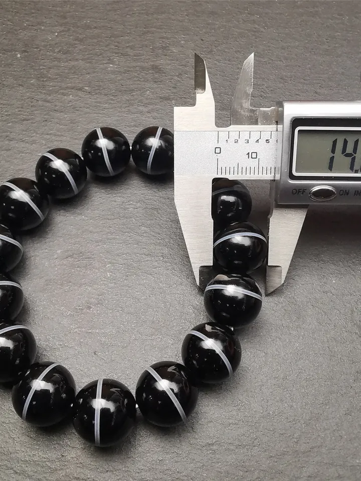 Gandhanra Vintage Tibetan Wrist Mala,Authentic Black Agate Medicine Buddha Bhaisajyaguru Prayer Beads Bracelet for Meditation,0.4&quot; - 0.63&quot;