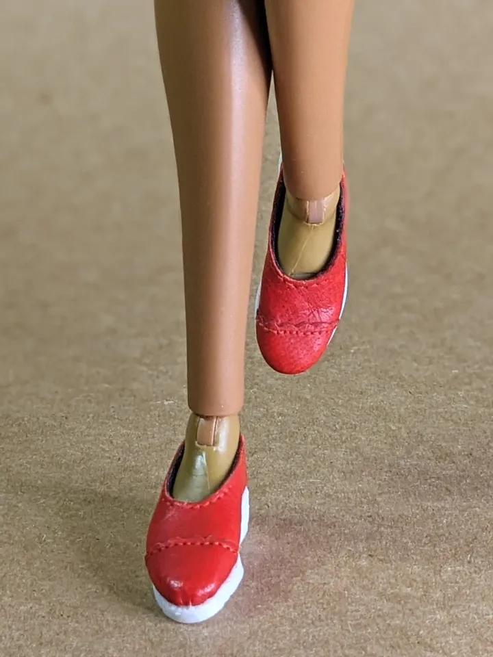 Handmade red & white leather Oxford shoes for 16-inch Integrity dolls (FR16)