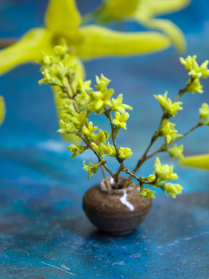 TUTORIAL Miniature forsythia with air dry clay