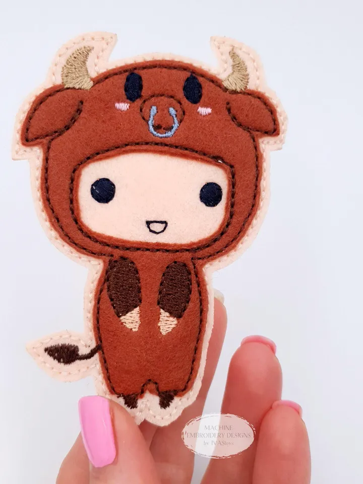 ITH Taurus Zodiac Finger Puppet & Bag Embroidery Design, Bull Star Sign Toy, 4x4 Hoop Christmas Ornament File