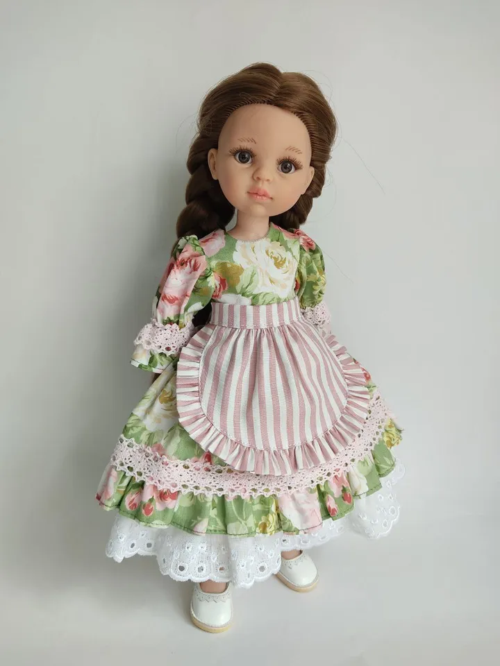 PDF sewing pattern for Paola Reina dolls.