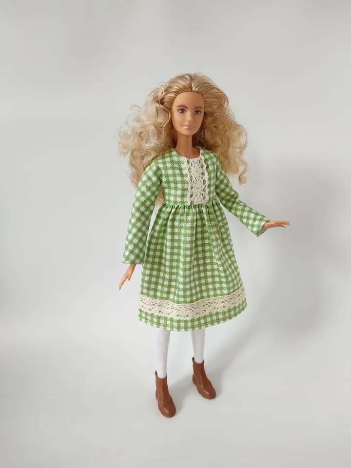 Long sleeve dress pattern for Barbie BMR and MTM dolls