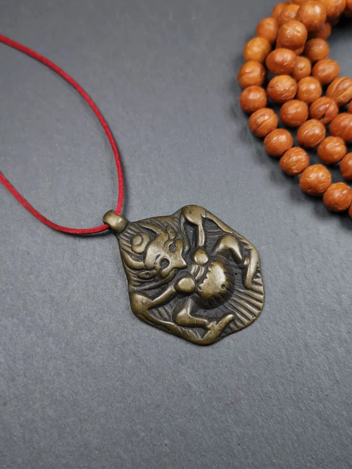 Gandhanra Antique Tibetan Buddhist Amulet Pendant - Garuda - The Golden-Winged Bird, Crafted from Copper,Size 2.1" * 1.4"