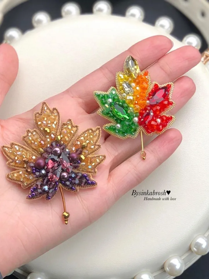 Claple leaf brooch/handmade brooch/handmade jewelry/flower brooch/Claple leaf jewelry/oak leaf brooch/acorn brooch