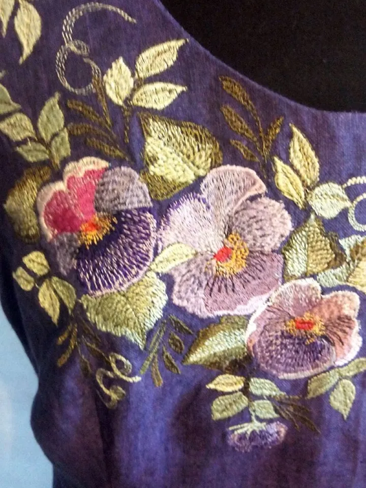 Pansies full 8x10  Embroidery Design