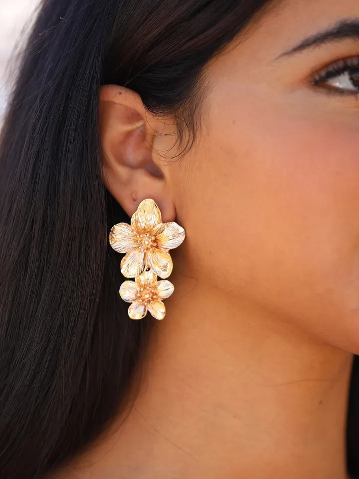 Boho Wedding Earrings, Champagne Gold Wedding Earrings, Statement Wedding Earrings, Chandelier Statement Bridal Earrings, Floral Jewelry