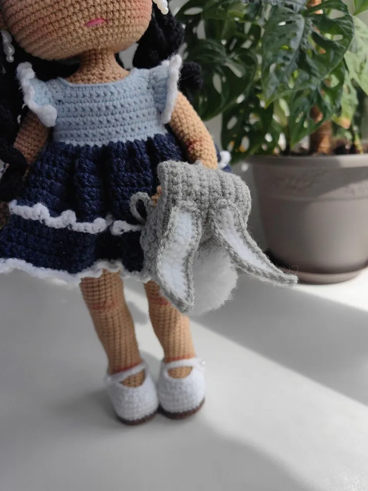 Crochet pattern doll with a dress and a backpack