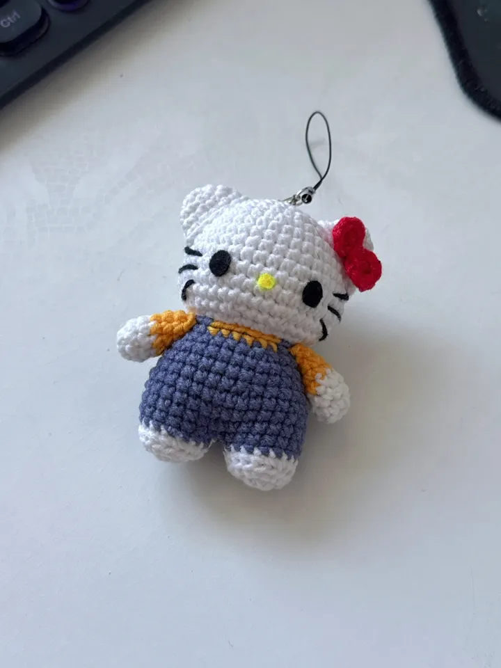 CROCHET PATTERN hello kitty PDF file, US terms, sanrio collection