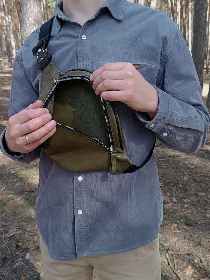 PDF pattern leather waist bag. Punch pitch 4 mm. Download PDF & video TUTORIAL