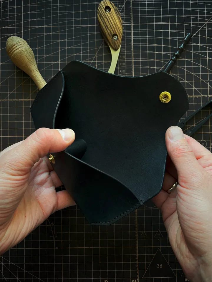 Pattern for a leather case for glasses - Download PDF - Pattern for a leather case for glasses - Pattern for a leather case