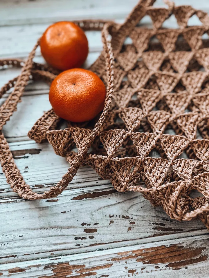 Crochet pattern mash bag triangles PDF digital and video tutorial, lace bag, net bag, woven bag for women, spring bag for girls, raffia