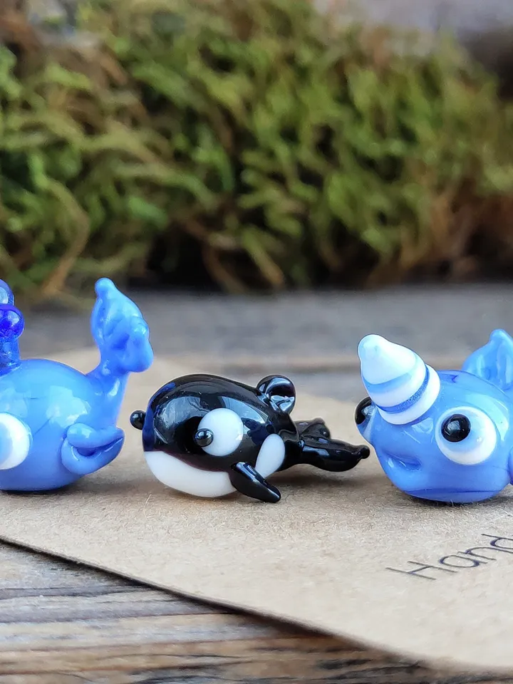 GLASS FIGURINES Orca whale figurine miniature orca figurine Tiny glass animals Miniature animals Blown glass art Terrarium Dollhouse