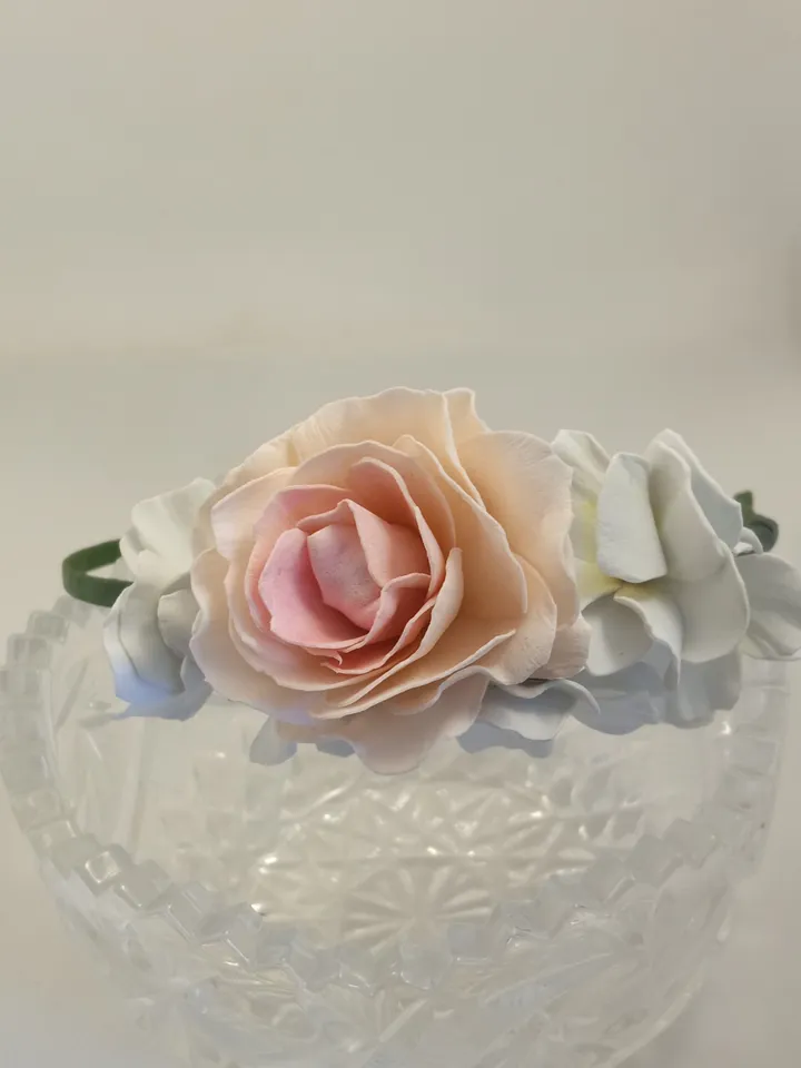 Hair hoop girls, head hoop for brige/women's hair accessories/ flowers hair jewellery/ gift for her//cool gifts girls. headband