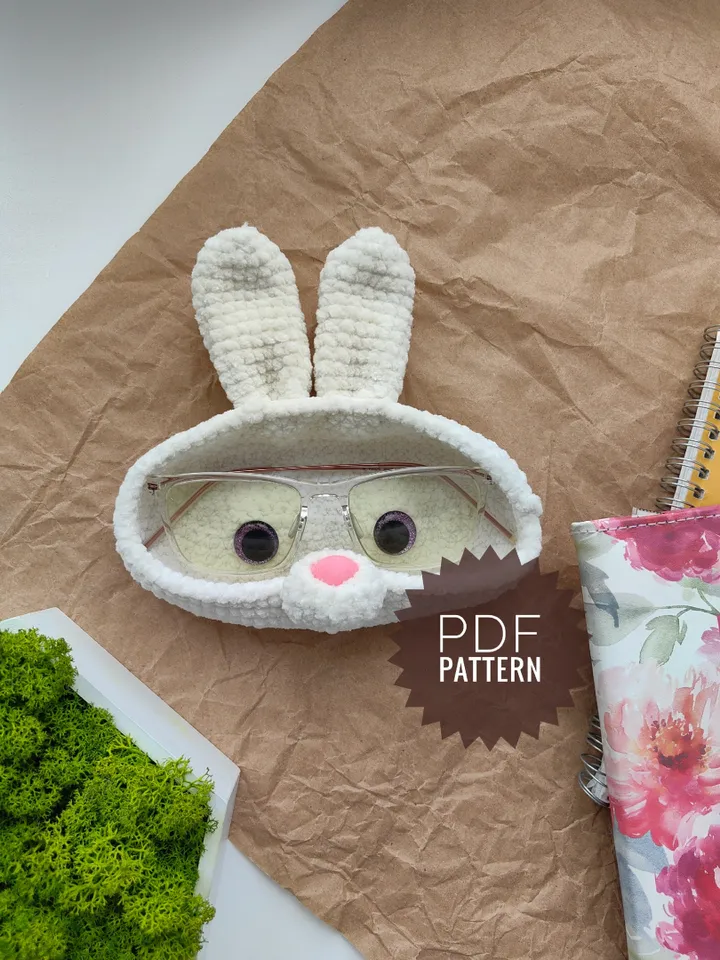 Crochet pattern Glasses holder bunny