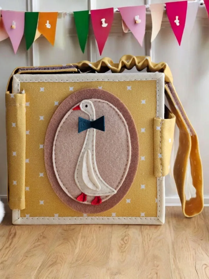 Sensory Toys for Babies | Montessori Quiet Book for Travel | Busy Book for Baby 6–12 Months | One Silly Goose Birthday Gift Idea Kinderkrama