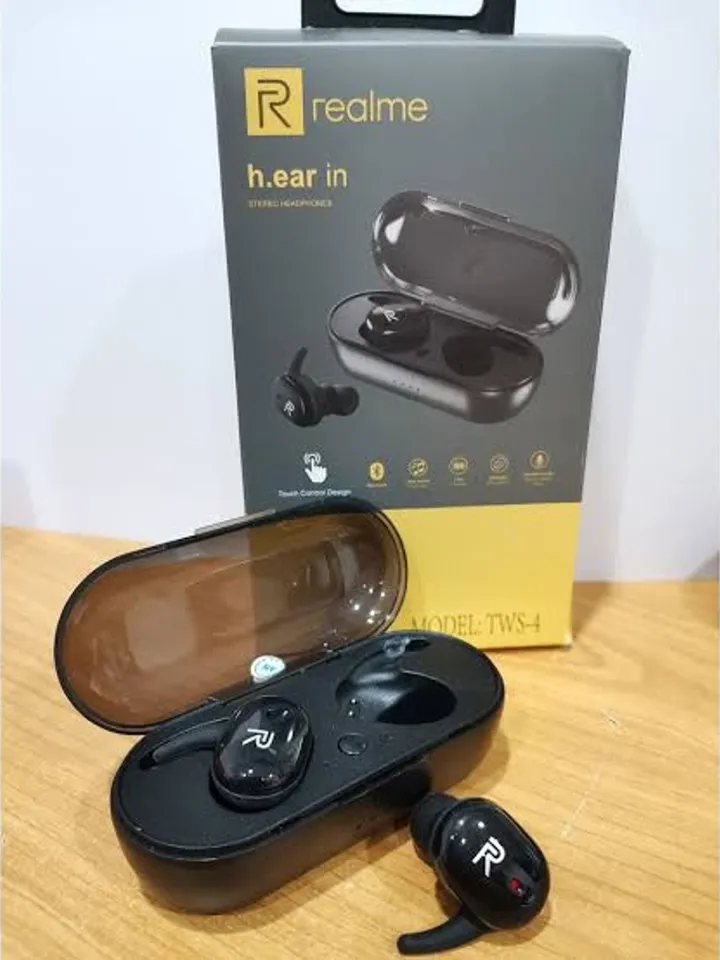 Realme Wireless Buds With display and best quality