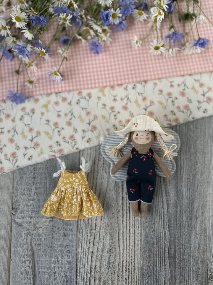 7.5”/19 cm Butterfly Doll with Clothes step-by-step
SEWING PATTERN