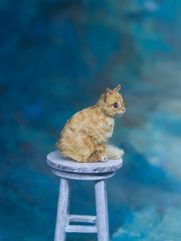 MINIATURE cat for dollhouse decoration