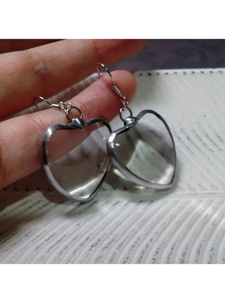 Heart earrings, valentine's day, valentines earrings, glass lens, love earrings, cool earrings, kawaii earrings