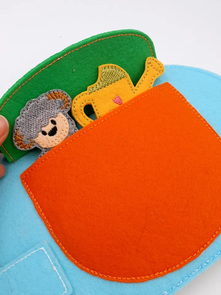 Farm Quiet Book ITH Embroidery Design Set, Felt Activity Book Pattern with Finger Puppets, Educational Farm Toy 5x7 Hoop