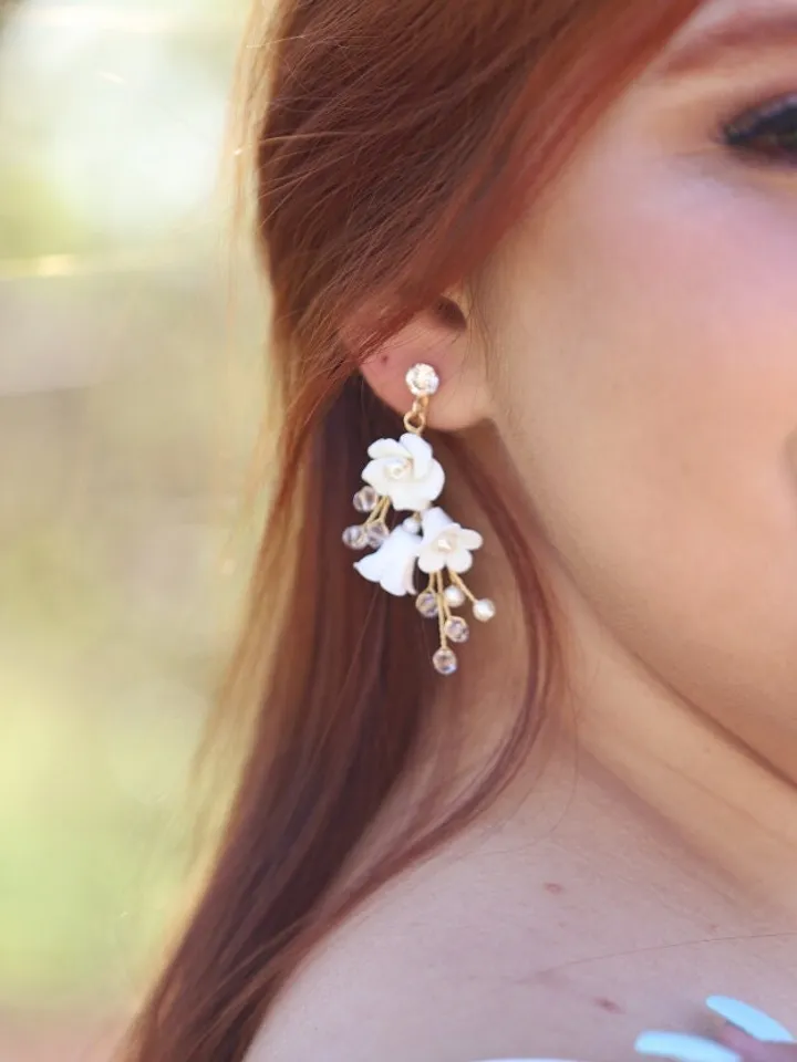 Boho Wedding Earrings, Porcelain Flowers Bridal Earrings, Floral Earrings, Statement Bride Jewelry, Chandelier Earrings, Swarovski Jewellery