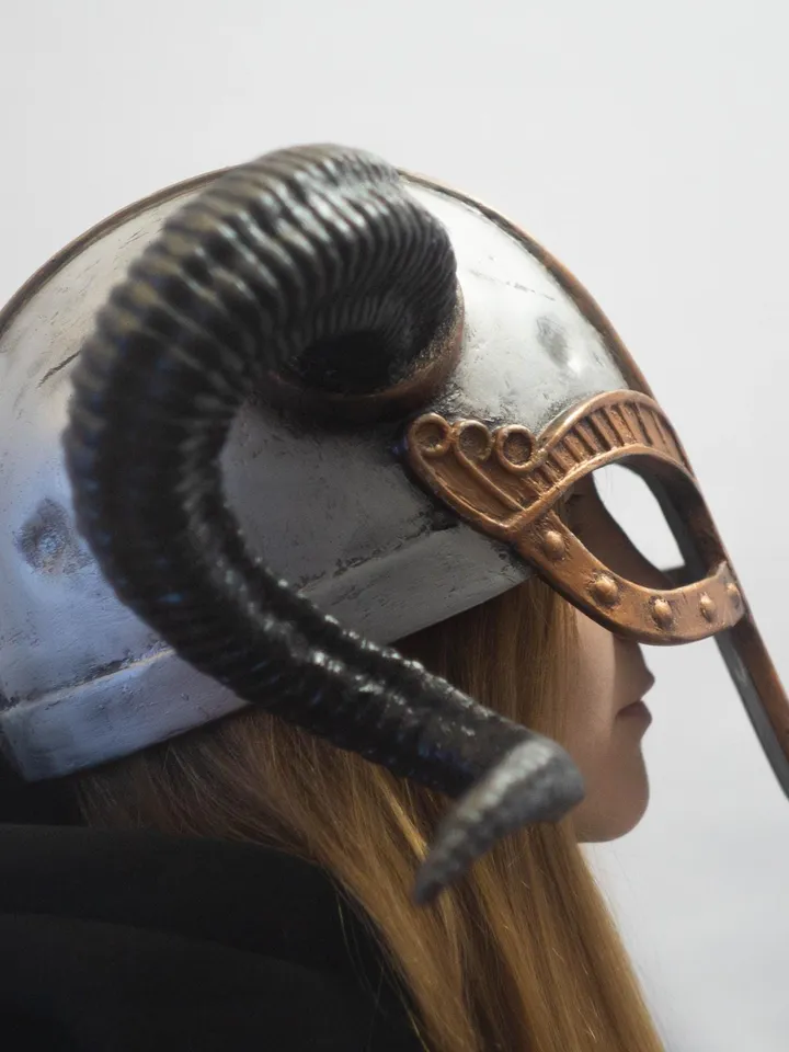 Viking Helmet, Helmet with Ram Horns, Scandinavian Armor, Cosplay Armor, Celtic Helmet, Viking Armor, Larp Armor, Battle-Worn Helmet