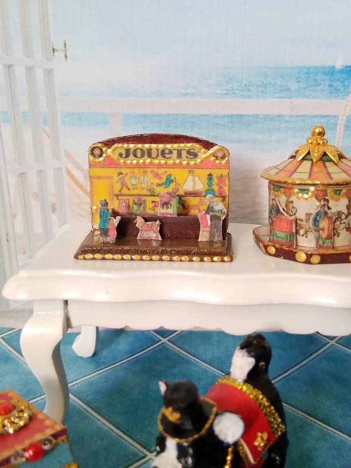 Dollhouse set. Carousel , stand. Dollhouse miniature.1:12 scale.