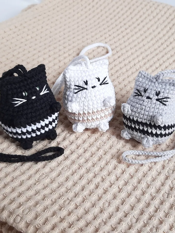 Crochet cat, car rear view mirror accessory, charm hanging decor cat lover best friend gift, keychain black cat