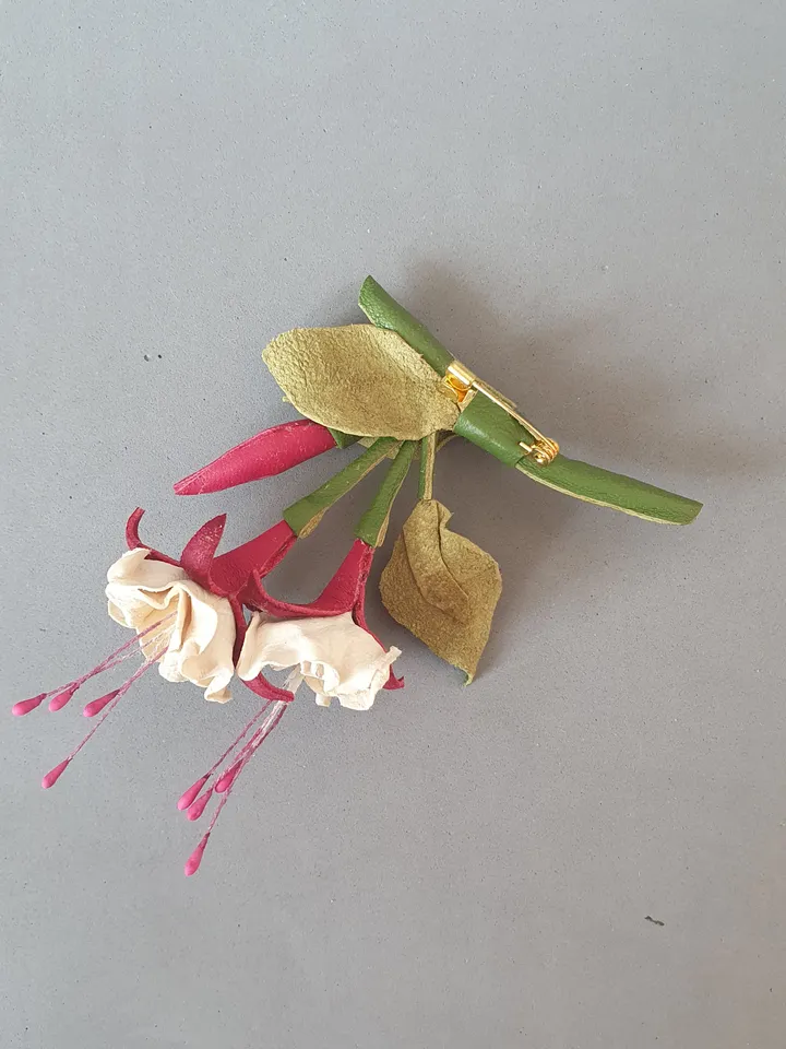 Fuchsia leather brooch 3rd anniversary gift for wife, Leather women's jewelry