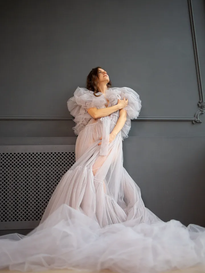 Grey Photoshoot Cape, Maternity Robe With Long Train, Maternity Robe For Photoshoot, Boudoir Robe, Pregnancy Gown Robe, Tiered Cape