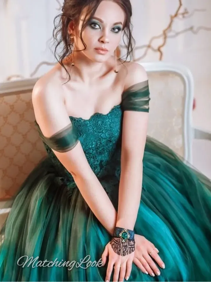 Emerald Green Wedding Dress, Mommy And Me Christmas Dresses, Photoshoot Gown, Emerald Green Tulle Gowns, Mother And Daughter Matching Outfit