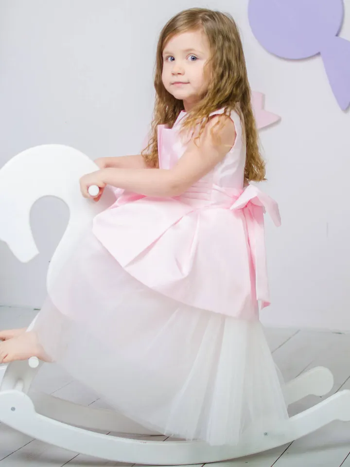 Pink birthday dress Pink tutu Flower girl dress with bow Princess dress girls pink and ivory dress First communion dress Pageant pink dress