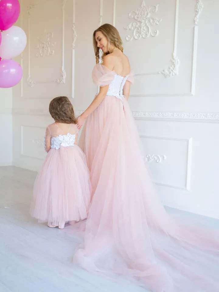Pink Wedding Dress, Blush Tulle Gowns Photoshoot, Matching Mommy And Me Outfit, Tulle Maternity Dresses, Mother Daughter Matching Gown