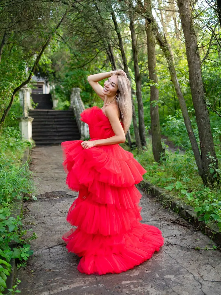 High Low Tutu Tulle Dress, Red Asymmetrical Tiered Dress, Prom Dress, Sweetheart Dress, Engagement Dress, Red Birthday Dress, Photoshoot