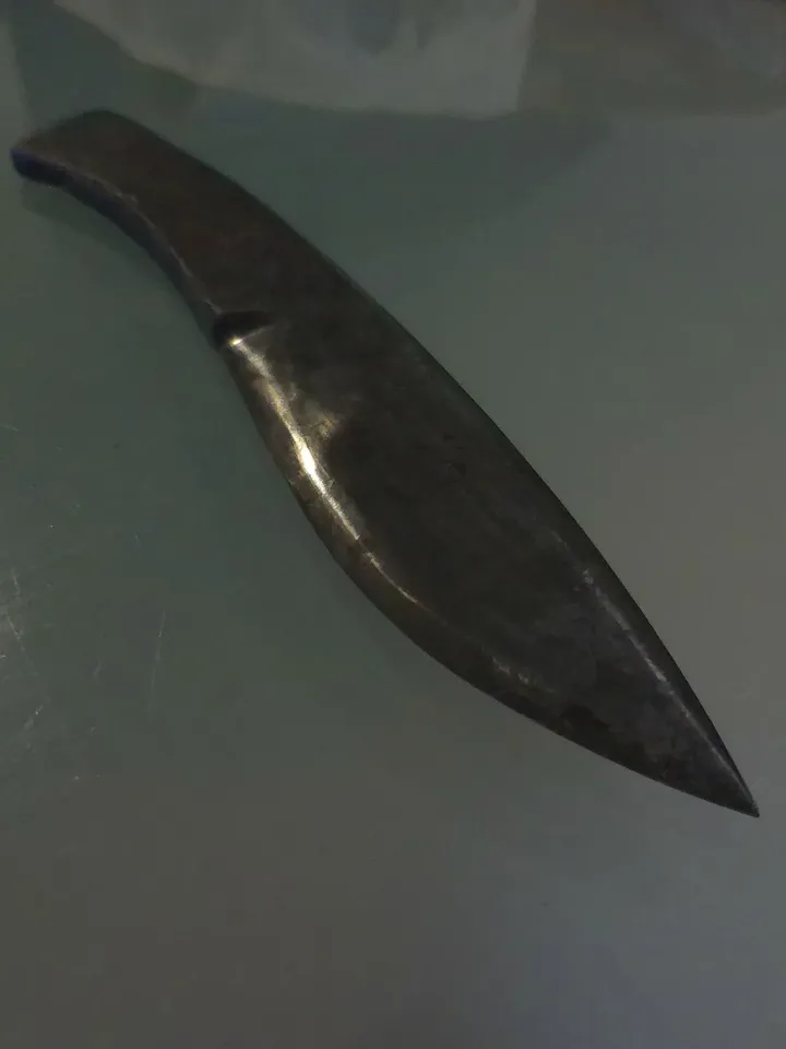 The Full Black, Rough knife without handle of French craftsmanship forged in the old, Original, Unique, Artistic