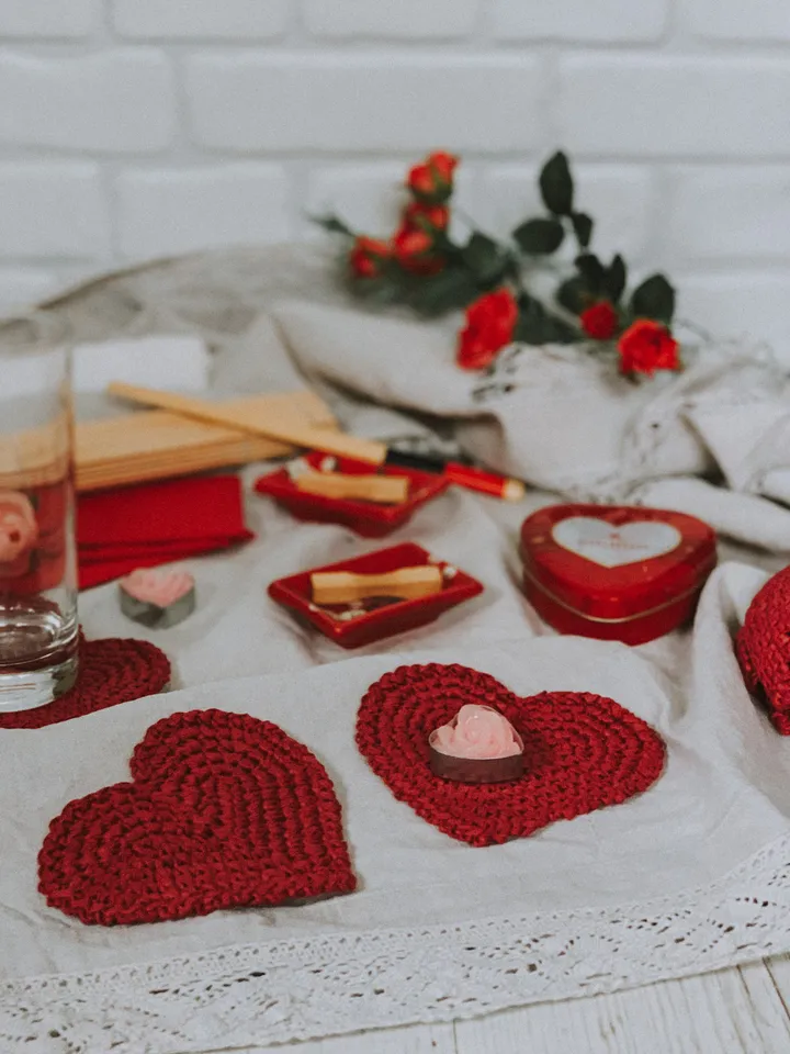 Red coaster heart set 3 Valentines gift in box, fall table decor