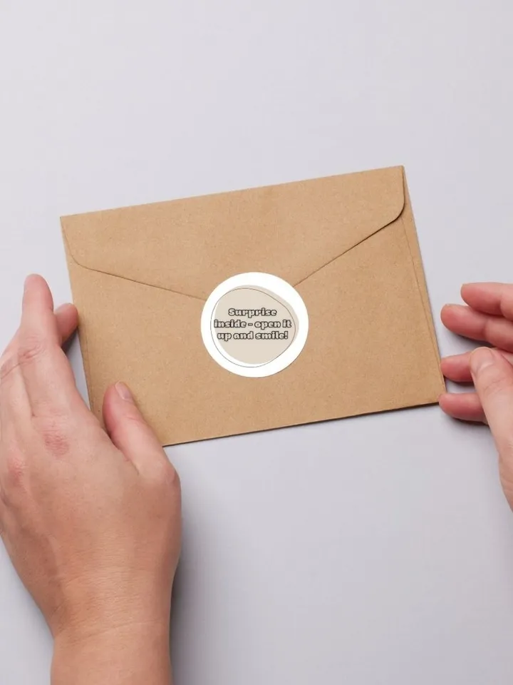 Printable template - round tag “Surprise inside - open and smile!”
