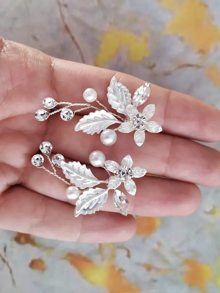 Silver Gold Swarovski Crystal Bridal Earrings Floral Leaf Wedding Earrings Boho Wedding Earrings Boho Bridal Earrings Beads Pearl Jewelry