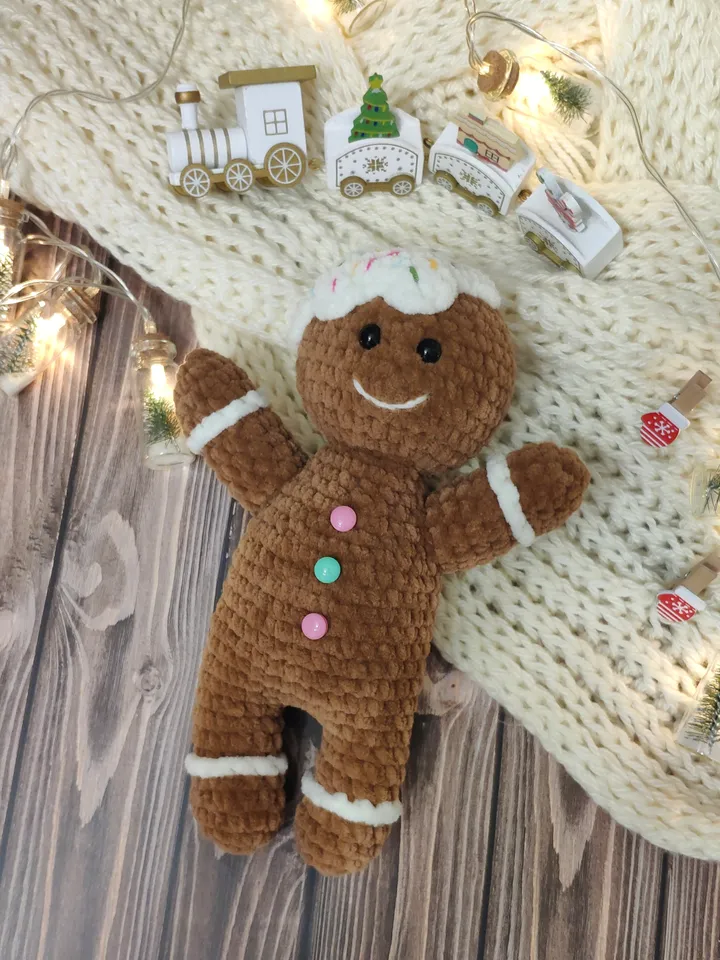 Gingerbread Man christmas easy crochet pattern