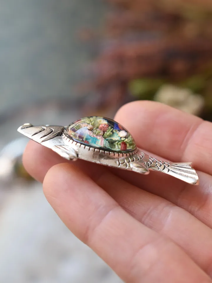 Brooch-fish with wildflowers in resin. Real Flower Brooch. Summer Brooch.