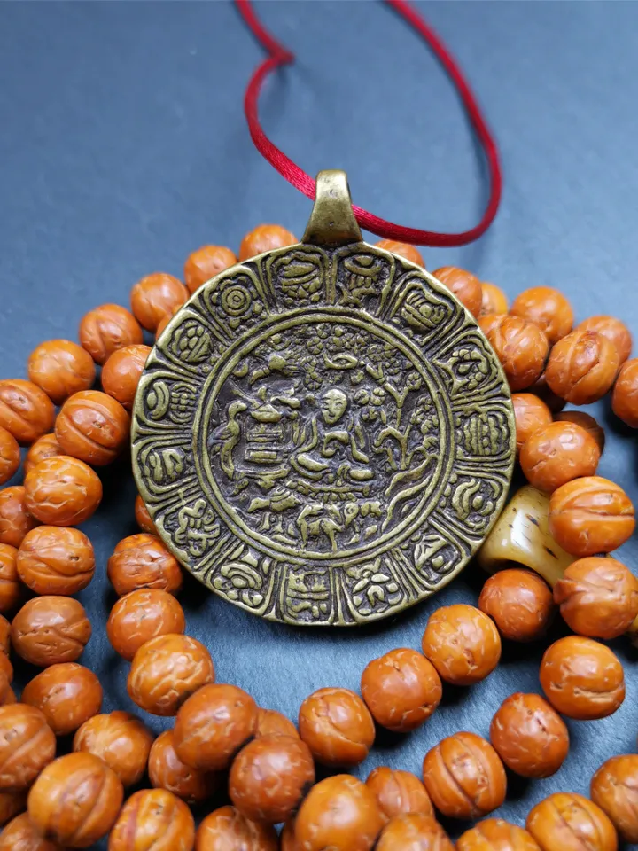 Gandhanra Handmade Tibetan Buddhist Amulet Badge,Shou-lao, the God of Longevity,Made of Copper, 1.57"