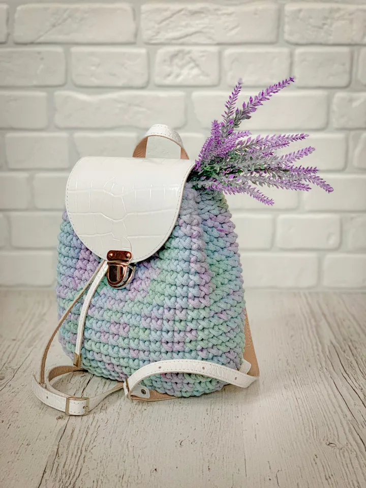 Crochet backpack pattern PDF and video tutorial, digital instant download