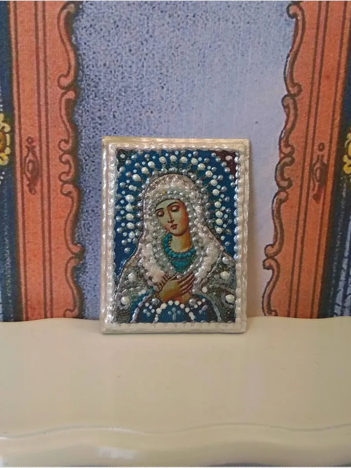 Miniature icon. Christmas.1:12 scale.Dollhouse miniature. Christmas. 1:12.Handmade.