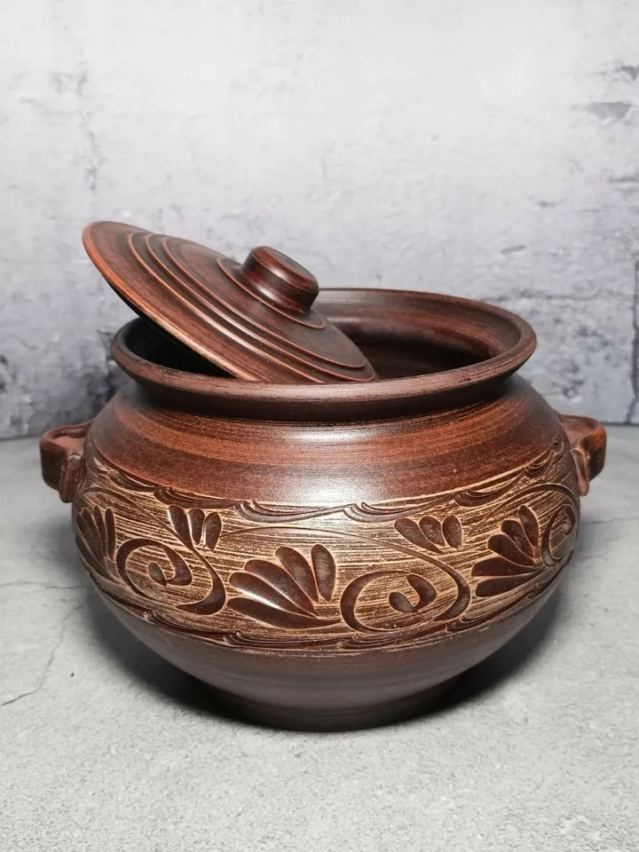 Ceramic casserole Handmade with handles and lid, carved pattern 101.44 fl.oz