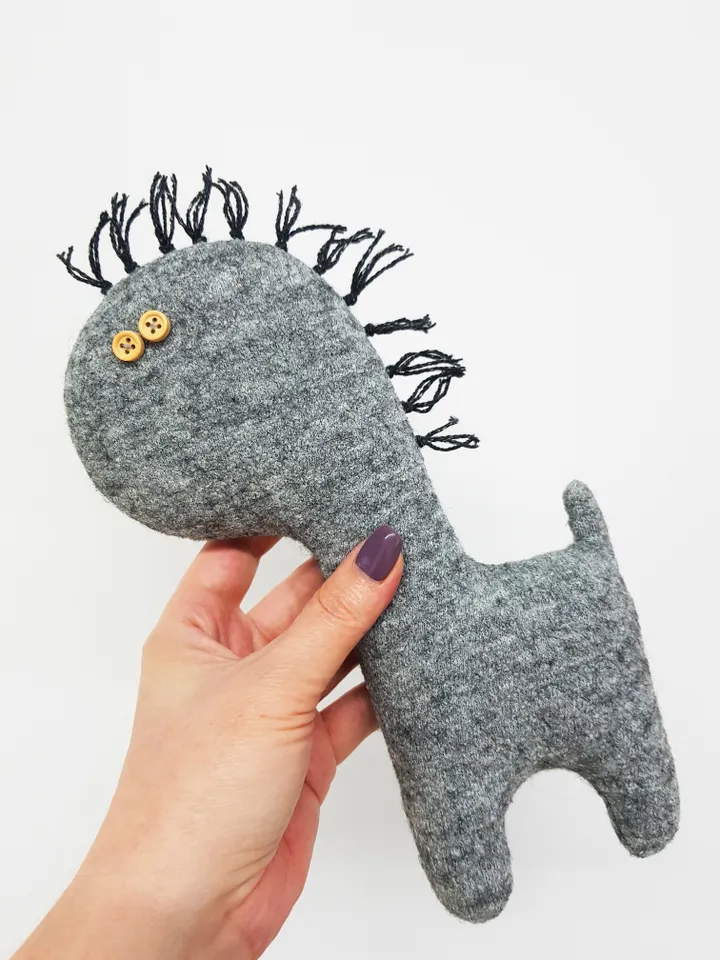 Horse sewing pattern PDF tutorial in English, stuffed animal template to sew, plush toy sewing diy