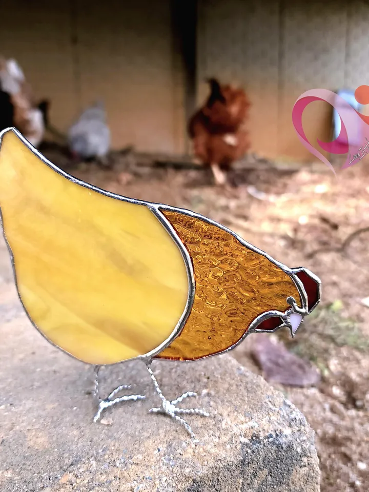 Stained Glass Chicken Suncatcher Farmhouse Hen Decor Perfect Gift for Chicken Lovers Glass Pecking Chicken Hen